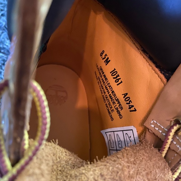 -SOLD-Timberland classic boots Women’s size 8.5 - Picture 5 of 7